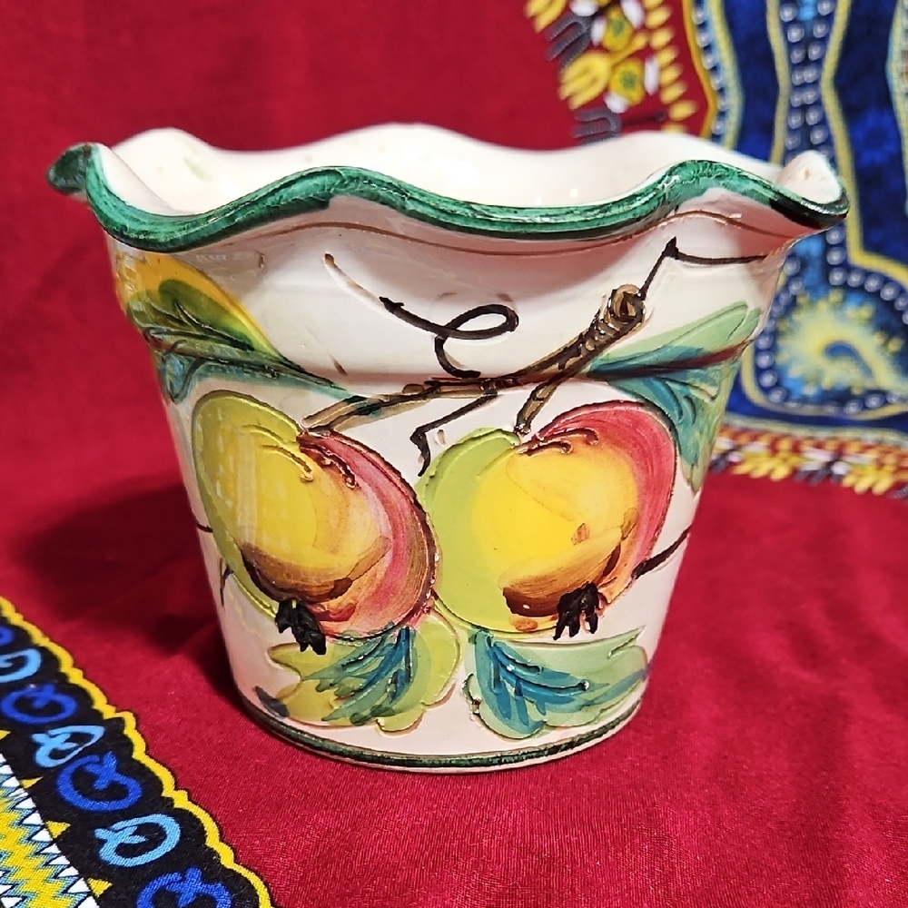 Vtg KBNY Italy Hand Painted Ceramic Fruit Planter Flower Pot Majolica Sgraffito